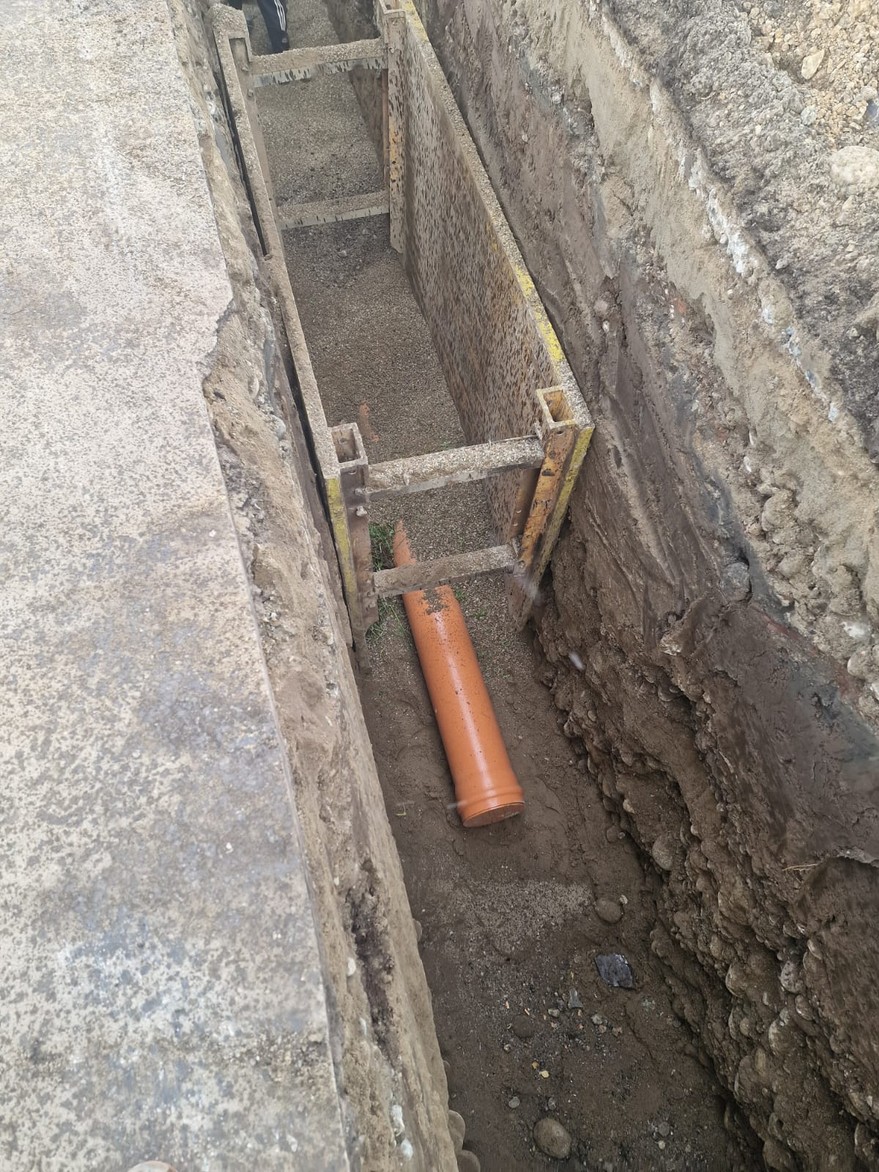 Pozare conductă canalizare